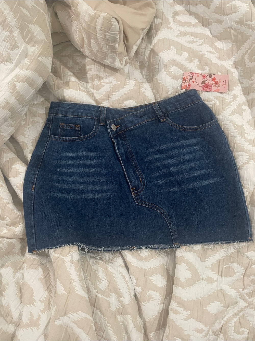 SHEIN Dark Blue Denim Skirt with Raw Hem